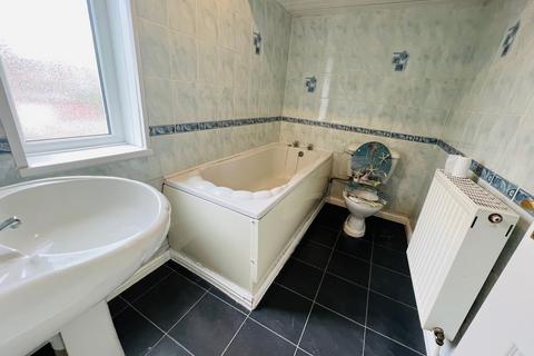 2 bedroom end of terrace house to rent, Parkside Crescent, Seaham, Co. Durham, SR7