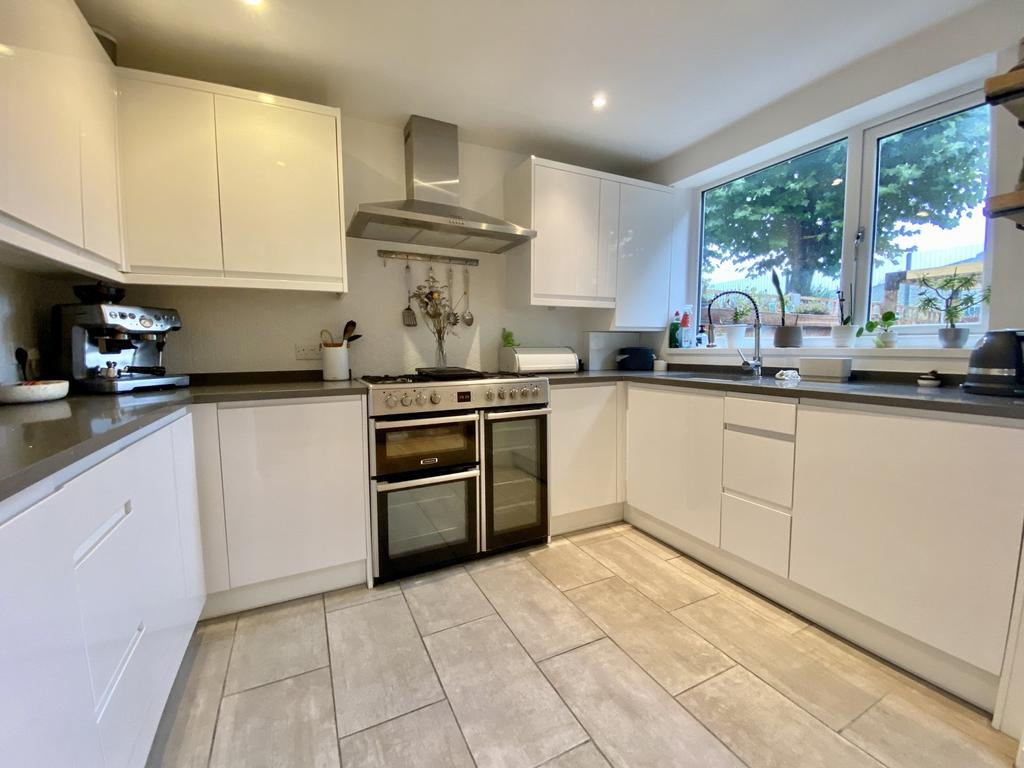 School Lane, Didsbury, Manchester, M20 2 bed terraced house £1,400