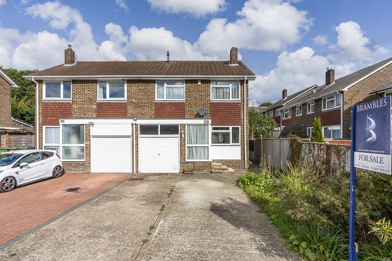 Estridge Close, Bursledon, Southampton, Hampshire. SO31 8FN 4 bed semi