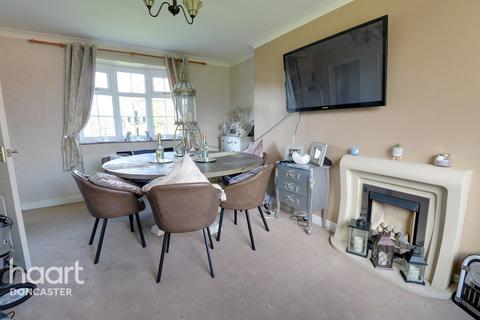 40 Beech Road, Armthorpe, Doncaster, DN3 2ED
