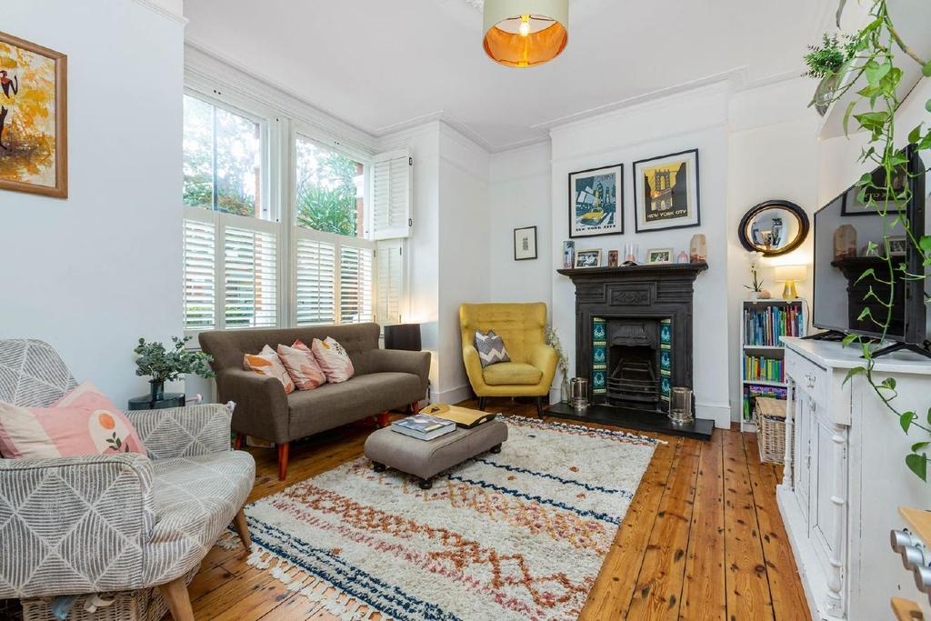 Brookfield Road, Chiswick 4 bed terraced house for sale £1,250,000