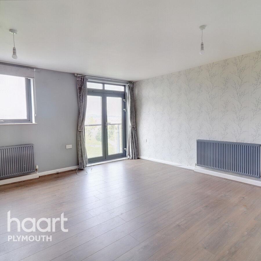 Cattedown Road, PLYMOUTH 2 bed apartment for sale £122,000