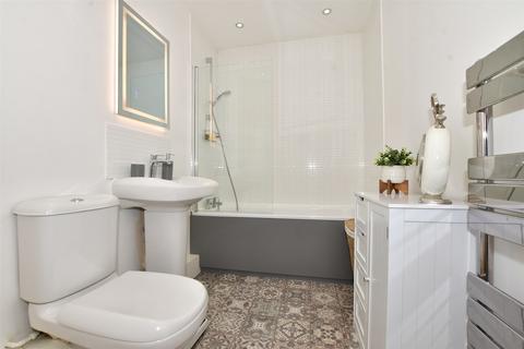 61 Hengist Way, Wallington, SM6 9BP