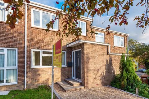 33 Lambert Walk, Thame, OX9 3DT