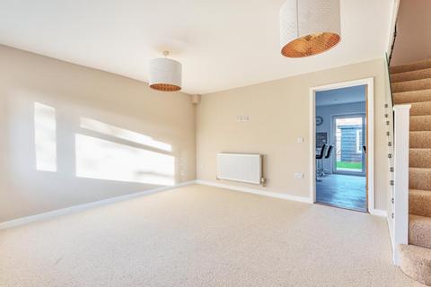 33 Lambert Walk, Thame, OX9 3DT
