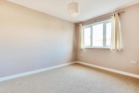 33 Lambert Walk, Thame, OX9 3DT