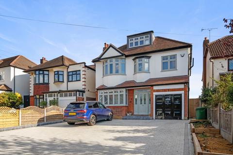 5 bedroom detached house for sale, London Road, Brentwood, CM14