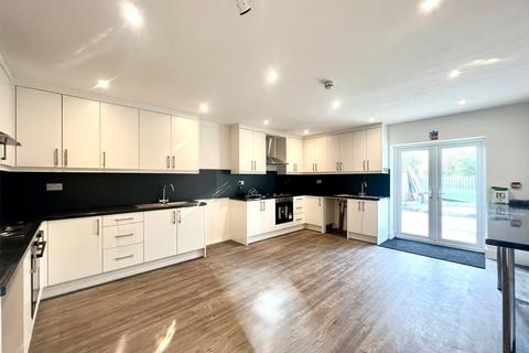 undefined, Stanwell New Road, Staines-upon-Thames TW18