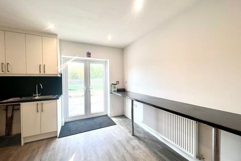undefined, Stanwell New Road, Staines-upon-Thames TW18