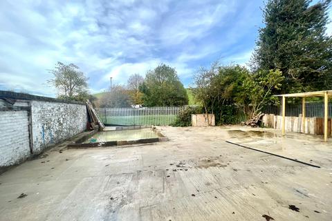 undefined, Stanwell New Road, Staines-upon-Thames TW18