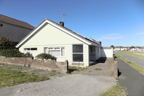 2 bedroom detached bungalow for sale - De Granville Close, Porthcawl, Bridgend. CF36 3JF