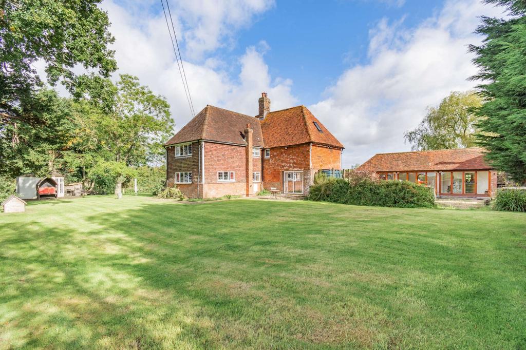 Palehouse Common Framfield Uckfield East Sussex 5 Bed Detached House