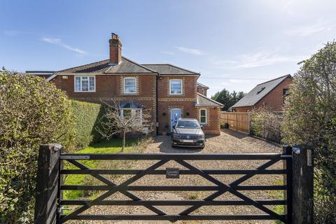 4 bedroom semi-detached house for sale, Brook Avenue, Warsash, Southampton, Hampshire. SO31 9HP