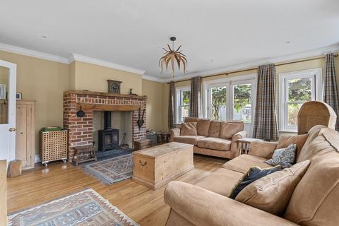 4 bedroom semi-detached house for sale, Brook Avenue, Warsash, Southampton, Hampshire. SO31 9HP