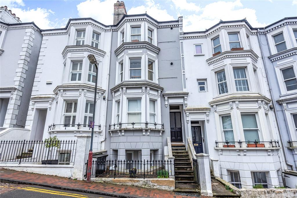 South Grove, Tunbridge Wells, Kent, TN1 1 bed apartment for sale £270,000