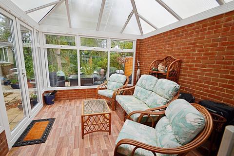 3 bedroom bungalow for sale - Bearwood