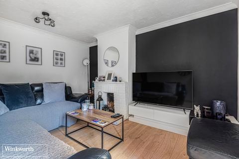 71 Woolford Way, Basingstoke, RG23 8AU