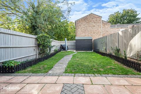 71 Woolford Way, Basingstoke, RG23 8AU