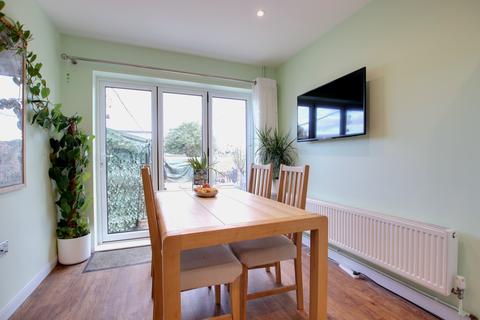 12 Priory Road, Fareham, PO15 5HT