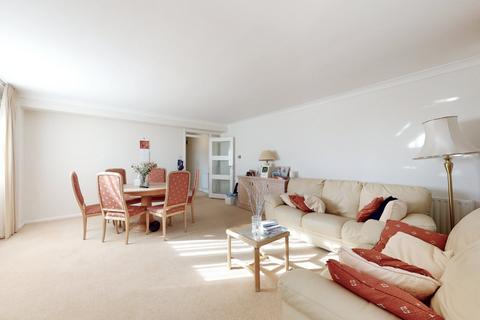 2 bedroom apartment for sale, Blair Court, Boundary Road, London, NW8