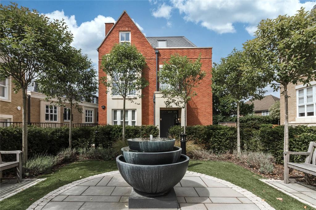 Blossom Square, 8A The Drive, Wimbledon, London, SW20 5 bed detached
