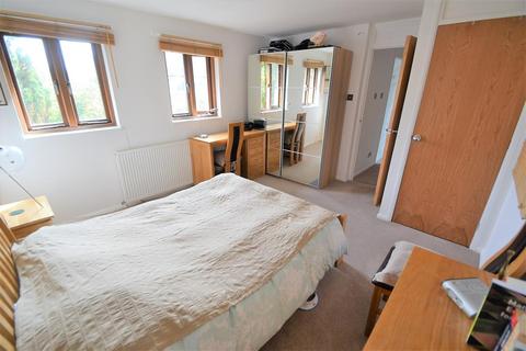 5 Loxwood Close, Feltham, TW14 8SQ