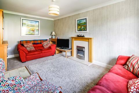 6 Cae Winefride, St Asaph, LL17 0PX
