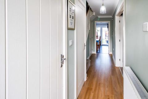 6 Cae Winefride, St Asaph, LL17 0PX