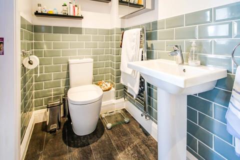 6 Cae Winefride, St Asaph, LL17 0PX