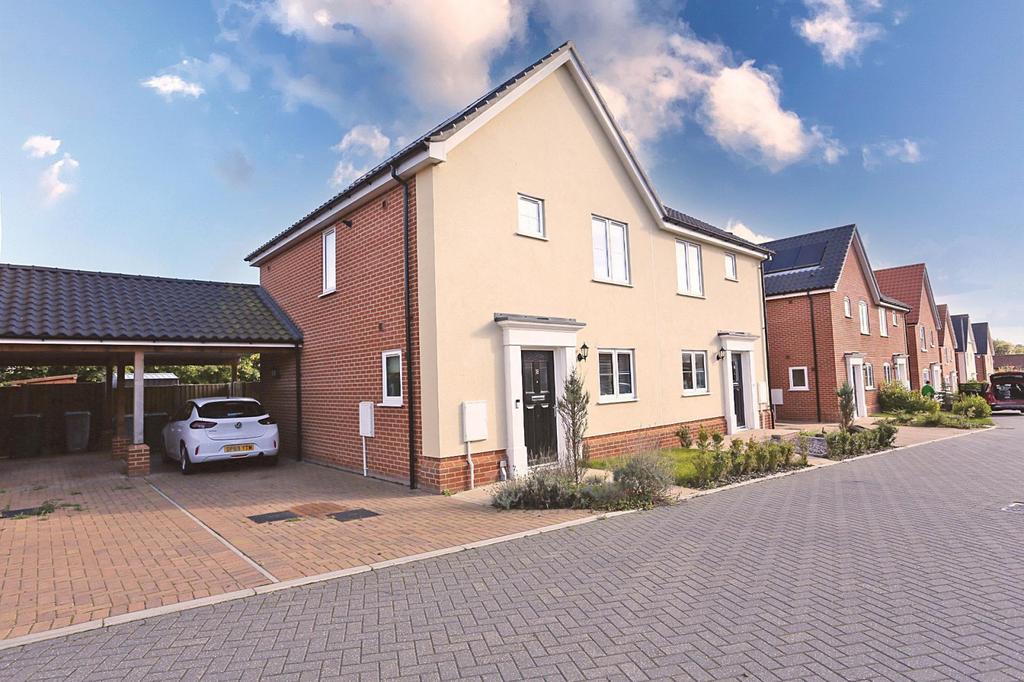 Oaks Lea, Acle, Norwich, NR13 1 bed house £800 pcm (£185 pw)