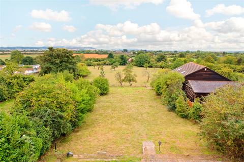 205 Castle Hill Road, Totternhoe, Dunstable, LU6 2DA