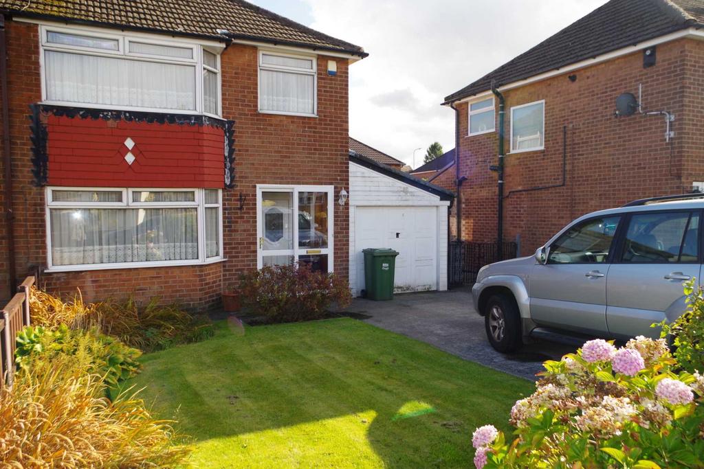 Wilby Avenue, Bolton 3 bed semidetached house £195,000