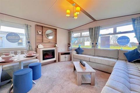 2 bedroom lodge for sale, Sleaford Road Tattershall