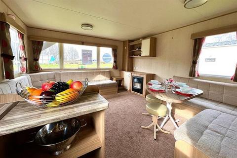 3 bedroom lodge for sale, Sleaford Road Tattershall