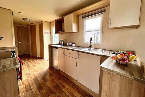 3 bedroom lodge for sale, Sleaford Road Tattershall