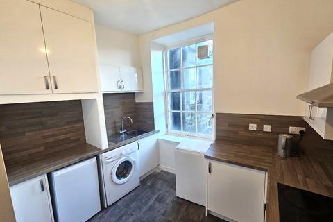 1 bedroom flat to rent, Castle Street, City Centre, Aberdeen, AB11