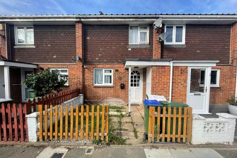 52 Bledlow Close, London, SE28 8HF