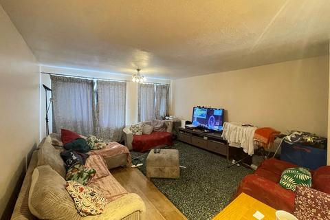 52 Bledlow Close, London, SE28 8HF