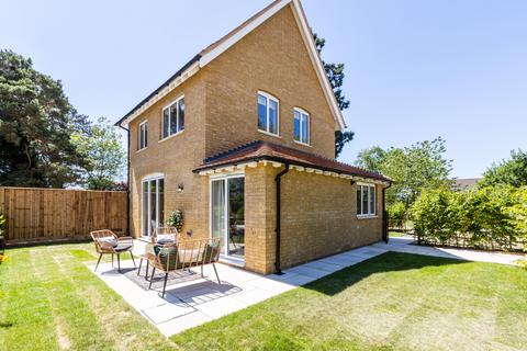 3 bedroom semi-detached house for sale, Plot 12, Stirling at Oakley Gardens, 12, Oakley Gardens RH1