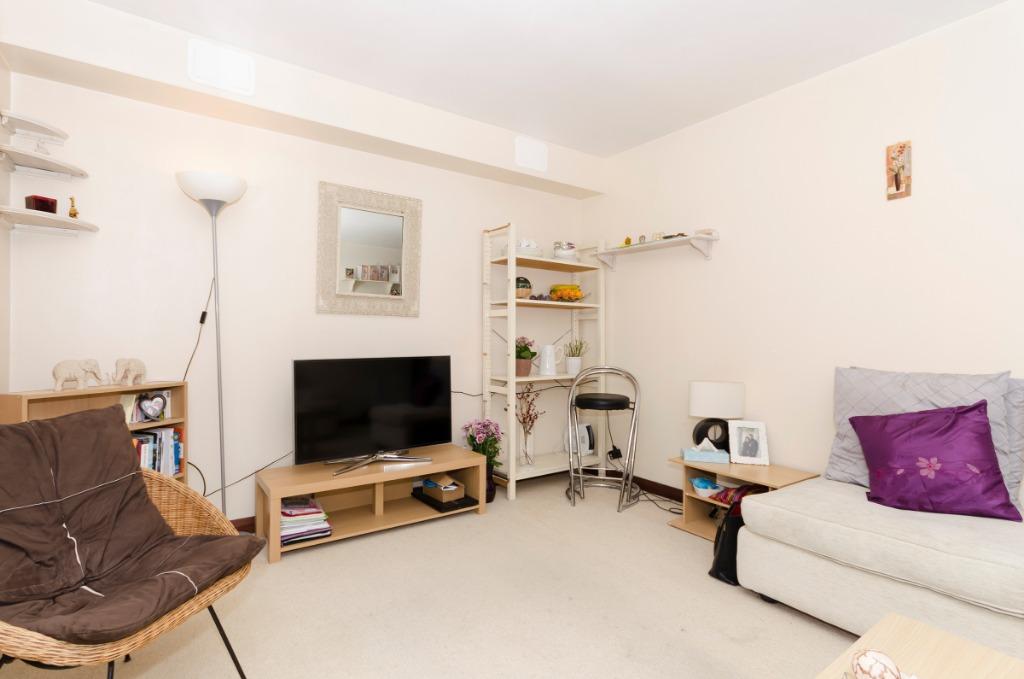 Strawberry Bank Parade, City Centre, Aberdeen, AB11 1 bed flat £550