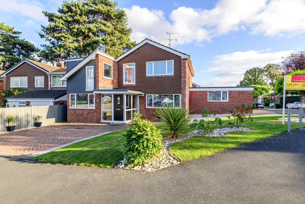 Beaconhill Drive, Worcester, WR2 5 bed detached house for sale £425,000