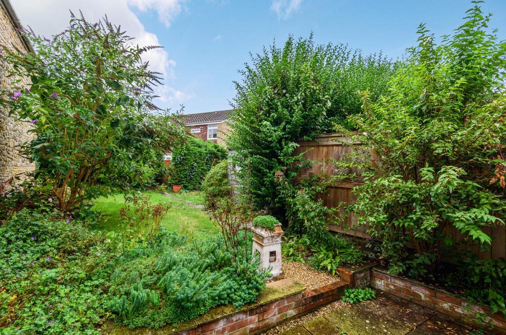 Bread Street, Warminster, BA12 3 bed end of terrace house for sale £