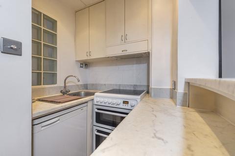 1 bedroom flat to rent, Beaumont Buildings, Martlett Court, London