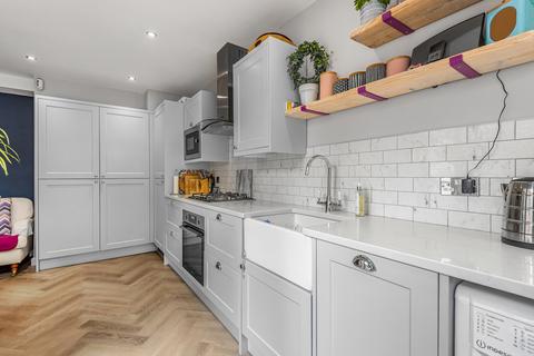 41 Aldersgrove Avenue, London, SE9 4PH