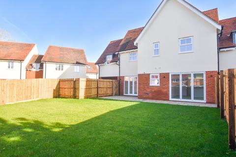 4 bedroom link detached house for sale, Felmoor Chase, Felsted