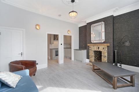 1 bedroom flat to rent - Chelverton Road , London , SW15