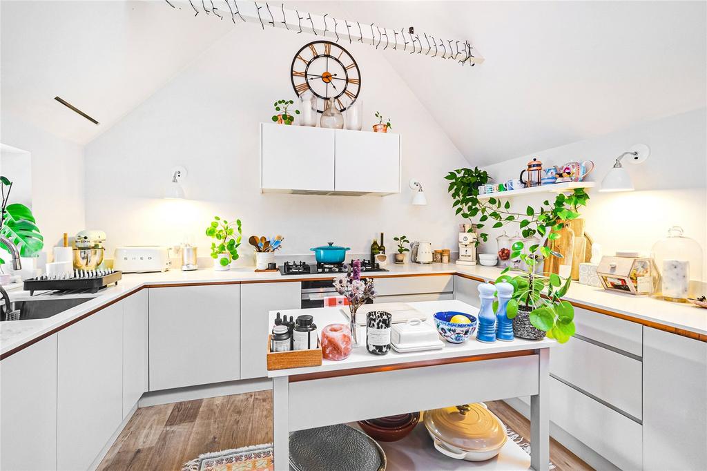 House in London - View 5