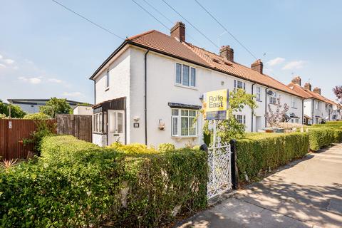 52 Saxon Drive, Acton, London, W3 0NR