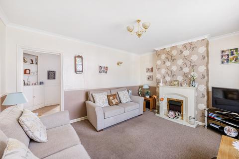 52 Saxon Drive, Acton, London, W3 0NR