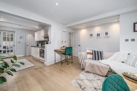 1 bedroom apartment for sale, Ashburnham Road, Chelsea